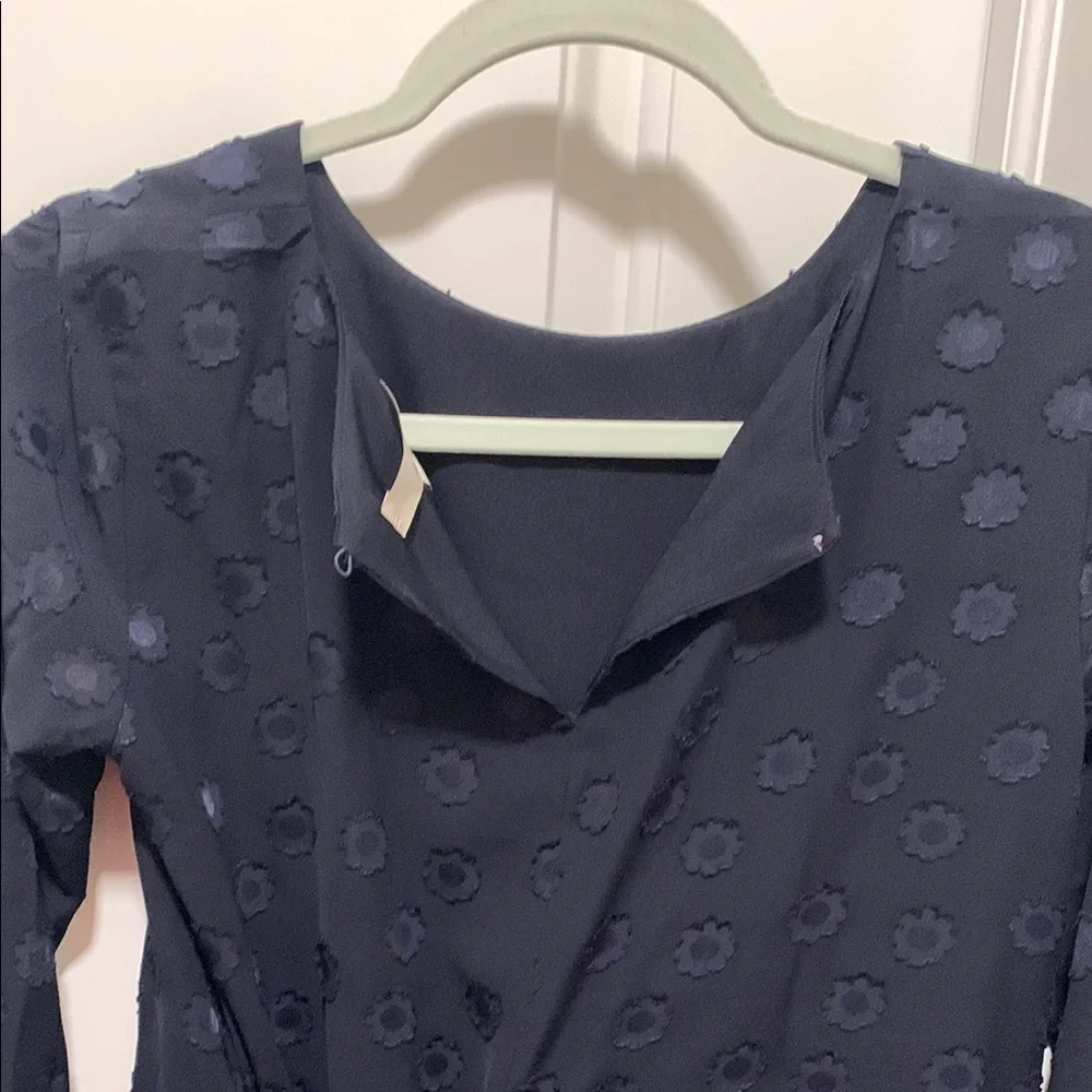 Elegant Navy Blue Women's Top - Picture 6 of 9